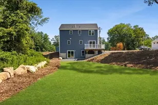 558 Wareham St, Middleborough, MA 02346 - Photo 5