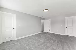 558 Wareham St, Middleborough, MA 02346 - Photo 29