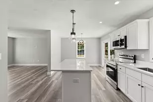 558 Wareham St, Middleborough, MA 02346 - Photo 21