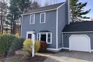 25 Whittier Meadows Dr, Amesbury, MA 01913 - Photo 1