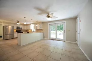 420 Chestnut St, Seekonk, MA 02771 - Photo 9