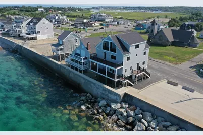 328 Ocean St, Marshfield, MA 02051 - Photo 3