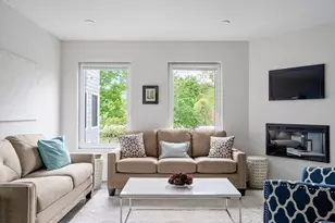 317 Belgrade Ave, Boston, MA 02131 - Photo 3