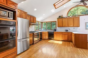 40 Saw Mill Rd, Stow, MA 01775 - Photo 7