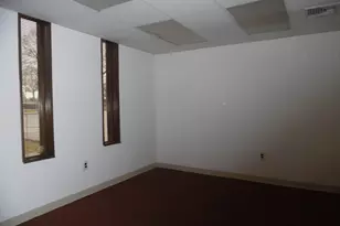 1087 Newman Ave, Seekonk, MA 02771 - Photo 1