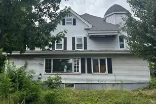 223 Elm St, Holyoke, MA 01040 - Photo 1