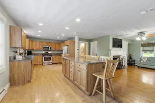 21 High St, Ayer, MA 01432 - Photo 5