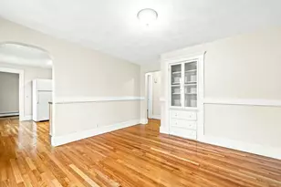 27 W Wyoming Ave, Melrose, MA 02176 - Photo 3