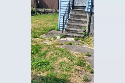 90 Tremont St, Fall River, MA 02720 - Photo 3