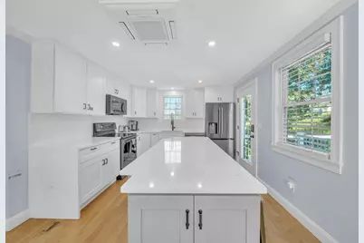 35 Holbrook Ave, Wellfleet, MA 02667 - Photo 3