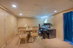 7 Oakwood Ave, Randolph, MA 02368 - Photo 27