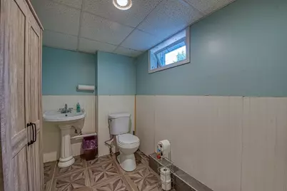 7 Oakwood Ave, Randolph, MA 02368 - Photo 29