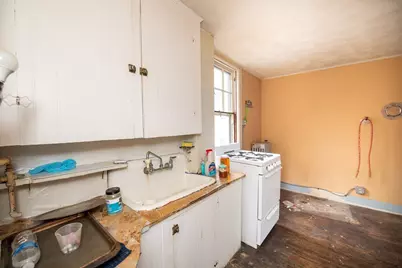 13 S 6th St, New Bedford, MA 02740 - Photo 31