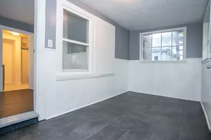 22 Prescott St, Leominster, MA 01453 - Photo 9