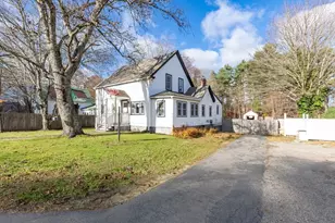 571 Wareham St, Middleborough, MA 02346 - Photo 1