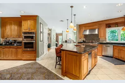 30 Autumn Lane, Hamilton, MA 01982 - Photo 9