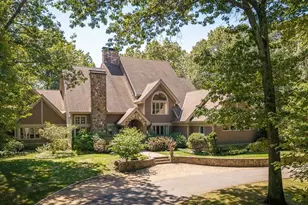 30 Autumn Ln, Hamilton, MA 01982 - Photo 1