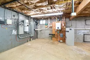 30 Autumn Ln, Hamilton, MA 01982 - Photo 35