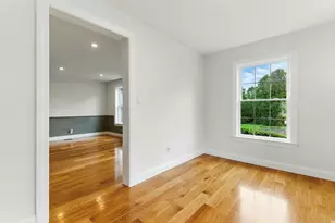 267 S Main St, Hopedale, MA 01747 - Photo 9