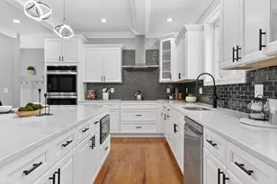 2 Happy Acres Ln, East Longmeadow, MA 01028 - Photo 13