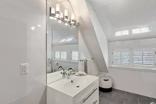 18 Sewall St, Newton, MA 02465 - Photo 19