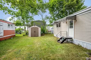 209 New Yorker Ave, Chelmsford, MA 01824 - Photo 17