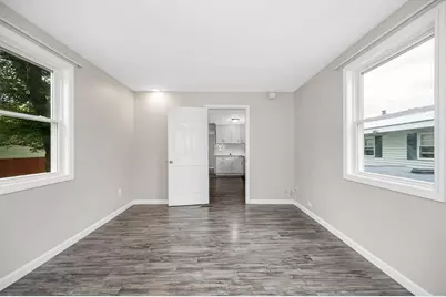 209 New Yorker Avenue, Chelmsford, MA 01824 - Photo 11