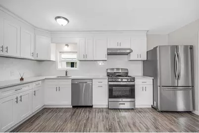 209 New Yorker Avenue, Chelmsford, MA 01824 - Photo 3