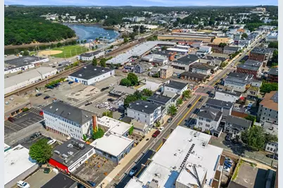 232 Rantoul St, Beverly, MA 01915 - Photo 23