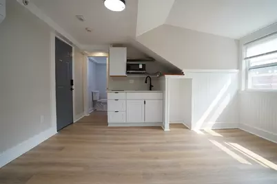 142 Dorchester St #4, Boston, MA 02127 - Photo 1