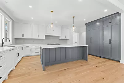 12 Bird Hill Ave, Wellesley, MA 02481 - Photo 9