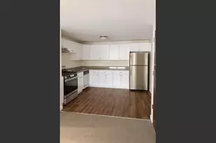 361 Hildreth St, Lowell, MA 01850 - Photo 3