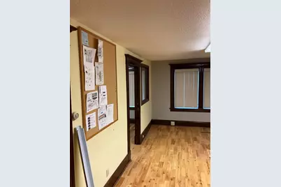 23 Southwick St, Agawam, MA 01030 - Photo 7