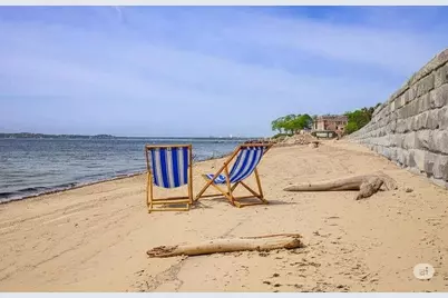 76 Paine Ave, Beverly, MA 01915 - Photo 3