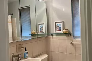 37 Linden St, Wellesley, MA 02482 - Photo 9