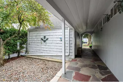 59 Ingersoll Grv, Springfield, MA 01109 - Photo 5