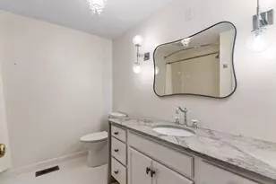 33 Barker Square Dr, Pembroke, MA 02359 - Photo 13