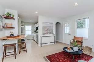 9 Walnut St, Northampton, MA 01060 - Photo 1