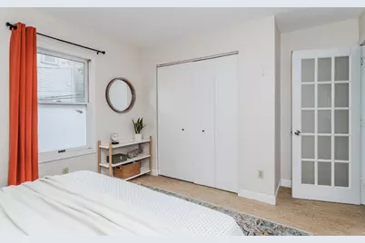 9 Walnut St #B, Northampton, MA 01060 - Photo 7