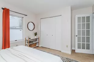 9 Walnut St, Northampton, MA 01060 - Photo 7