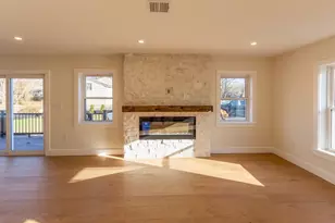 157 Auburn St, Whitman, MA 02382 - Photo 3