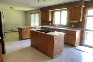 12 Walden Ct, Leominster, MA 01453 - Photo 5