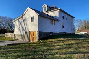 208 Greenfield Rd, Deerfield, MA 01373 - Photo 3