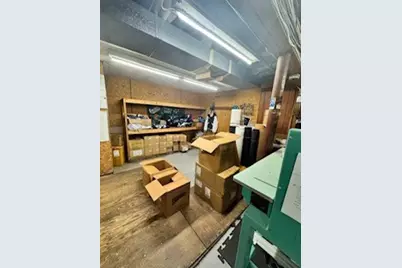 319 Hathaway Blvd, New Bedford, MA 02740 - Photo 9