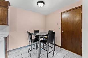 1 Hallmark Gdns, Burlington, MA 01803 - Photo 11