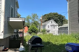 15 Ellington St, Boston, MA 02121 - Photo 15