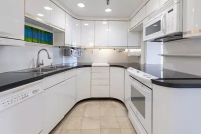 145 Pinckney Street Concierge Bldg #603-605, Boston, MA 02114 - Photo 5