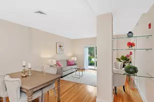 321 Hammond Pond Pkwy, Brookline, MA 02467 - Photo 15