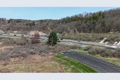 122 Pleasant Valley St, Methuen, MA 01844 - Photo 21