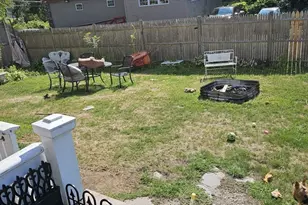 122 Pleasant Valley St, Methuen, MA 01844 - Photo 11